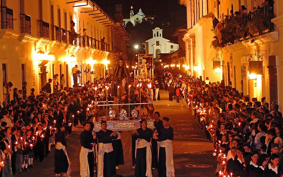 Procesión del Santo Entierro: Tradición religiosa y fervor popular en Semana Santa